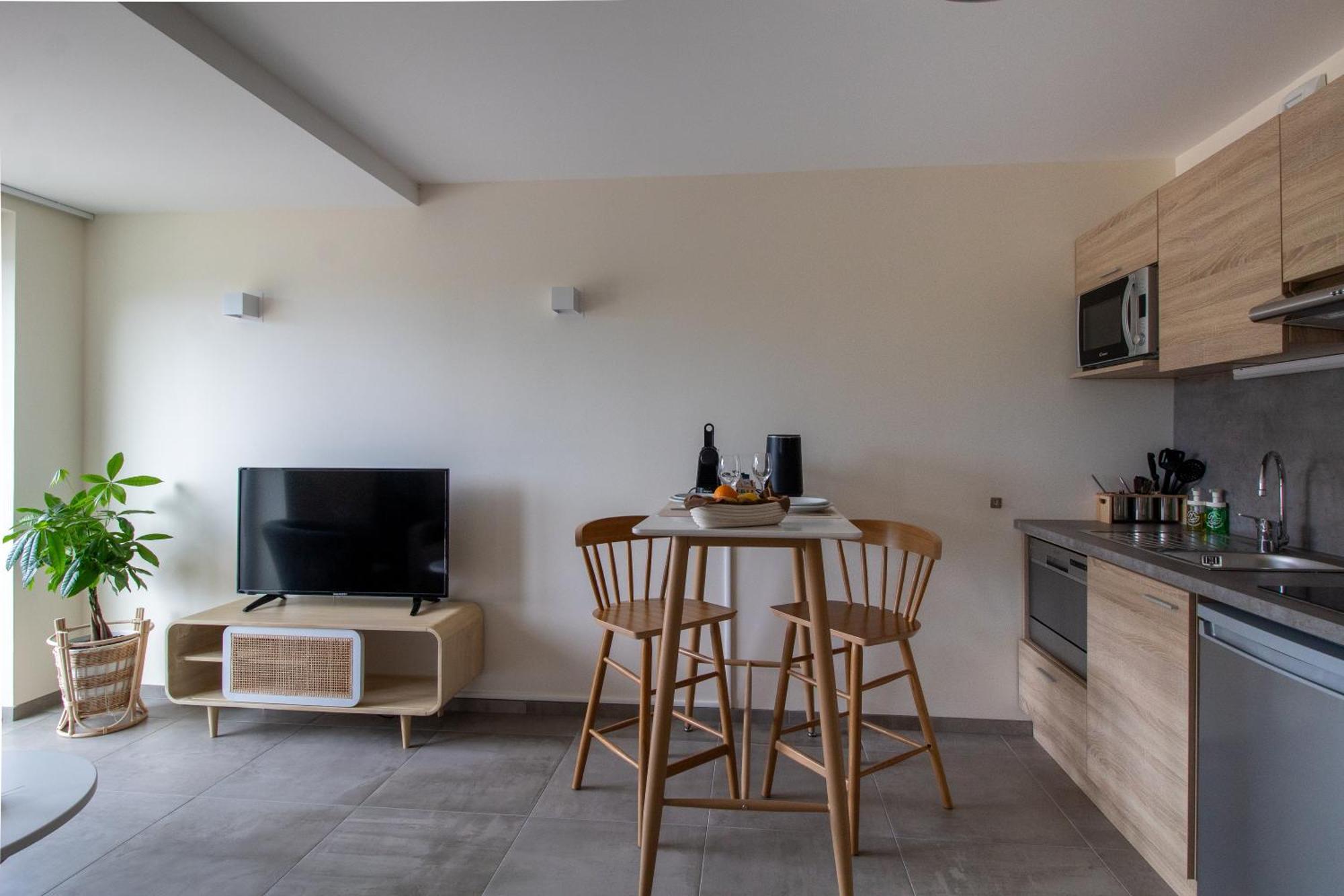 Shana Hotel & Residence Chanaz Dış mekan fotoğraf